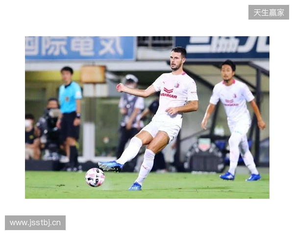 官方：37岁陈柏良加盟定南赣联，身披17号球衣