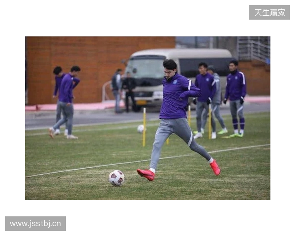 足球报：津门虎新赛季负10分开局形势严峻，于根伟并未失去信心