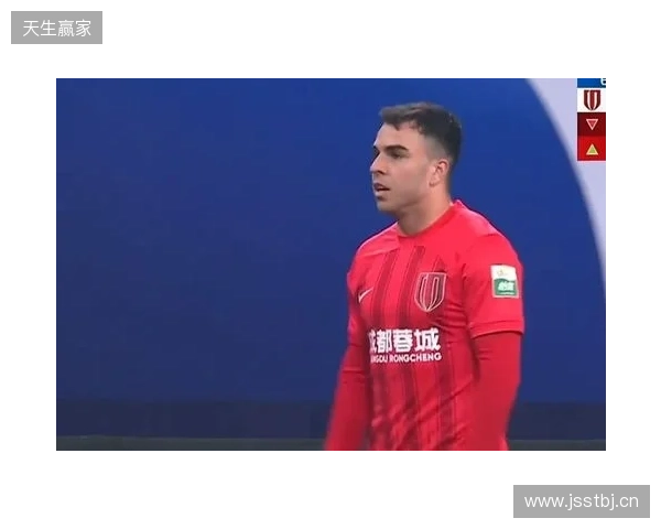 半场-成都蓉城暂0-0青岛海牛 罗慕洛、韦世豪中柱 韦林顿失良机